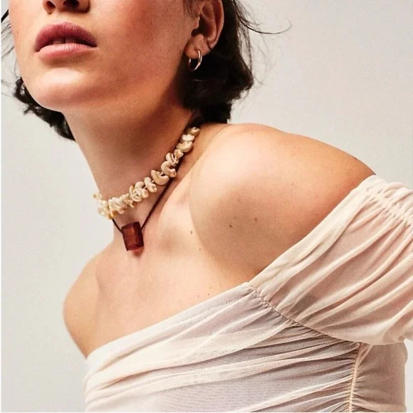 [Free People] NWT Glass Square Twisted Rope Choker Necklace - Picture 3 of 7